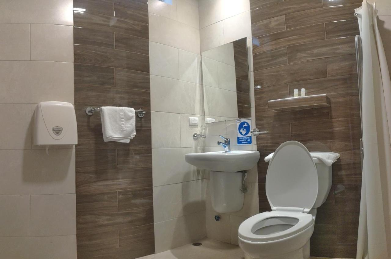 Hotel Cayapas Esmeraldas Ngoại thất bức ảnh